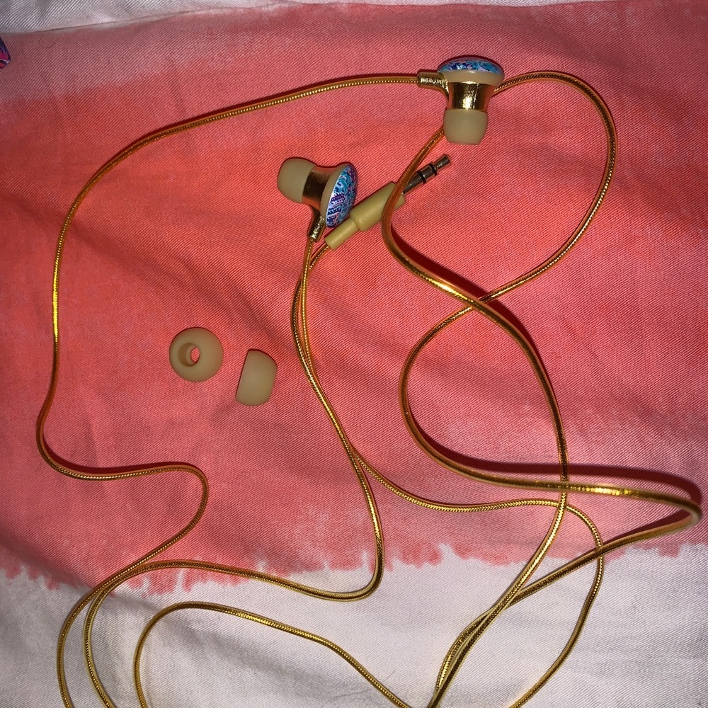 Lilly Pulitzer Ear Buds